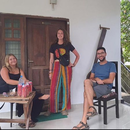 Abru'S Holidays International Travelers Alappuzha Exterior foto
