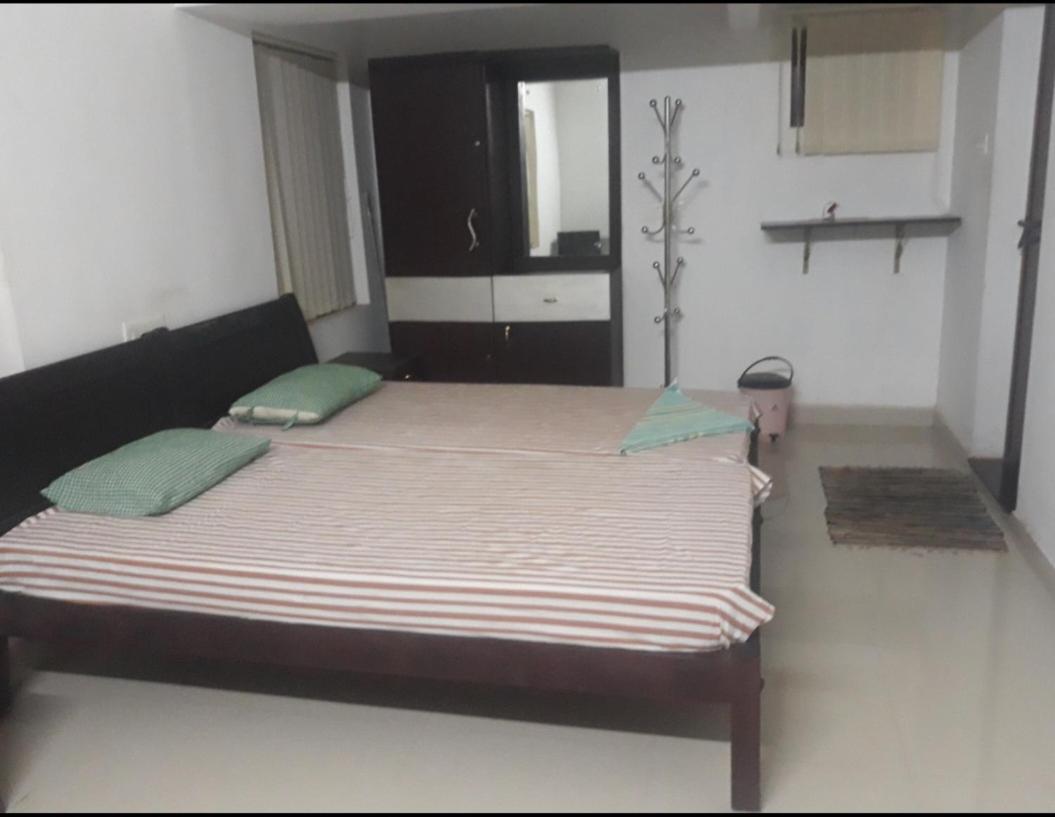 Abru'S Holidays International Travelers Alappuzha Exterior foto